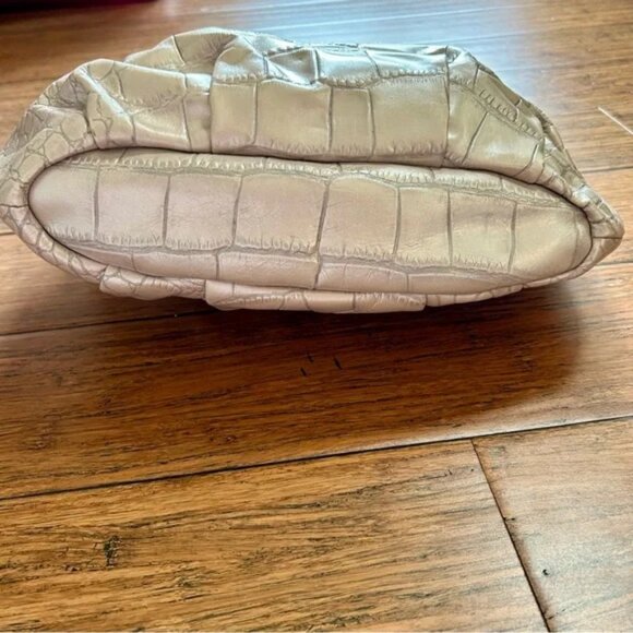 COACH Madison LINDSEY Croc Embossed Large Handbag GUC - Picture 2 of 10